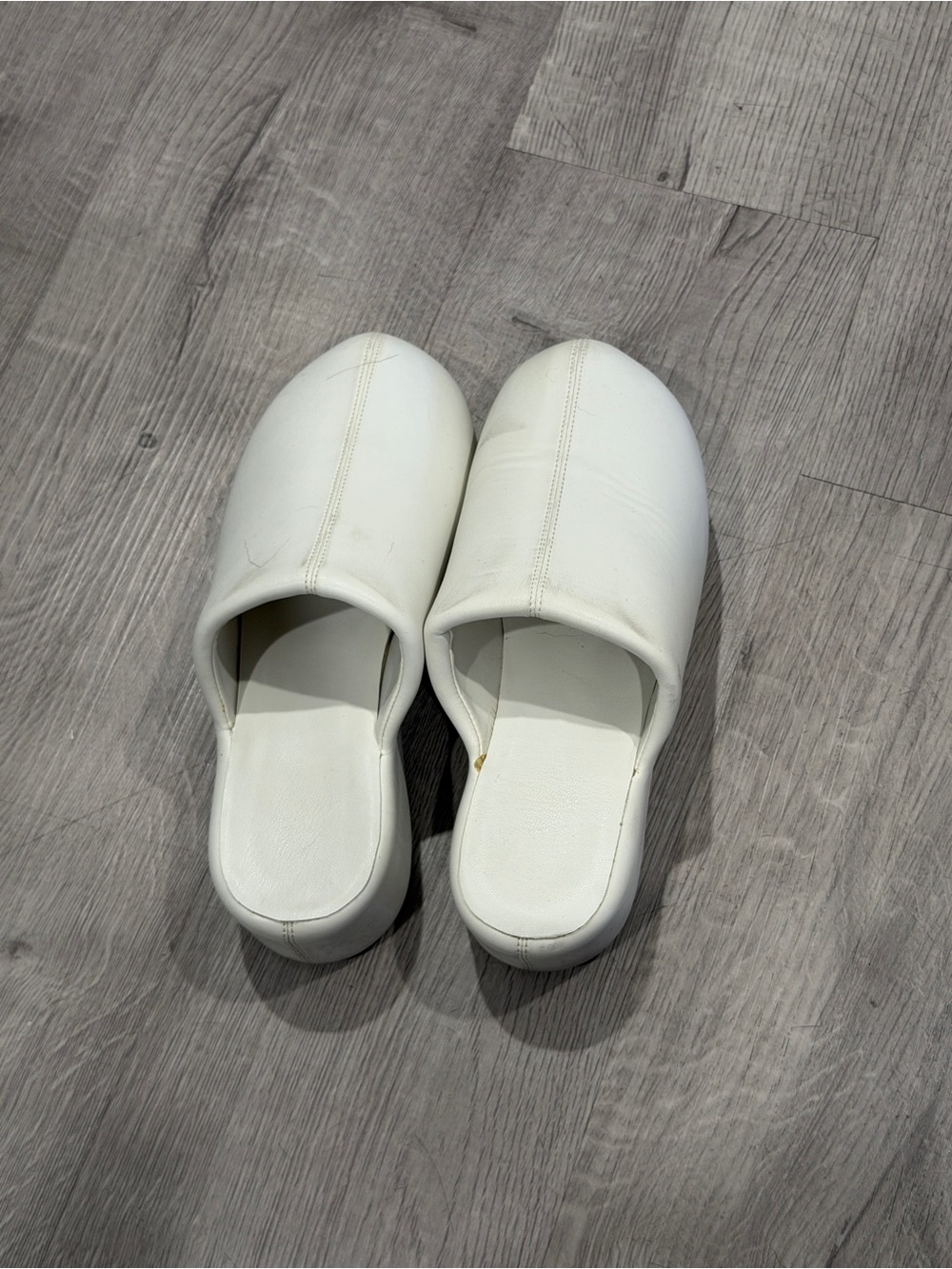 SIMONMILLER WHITE CLOGS (sample)